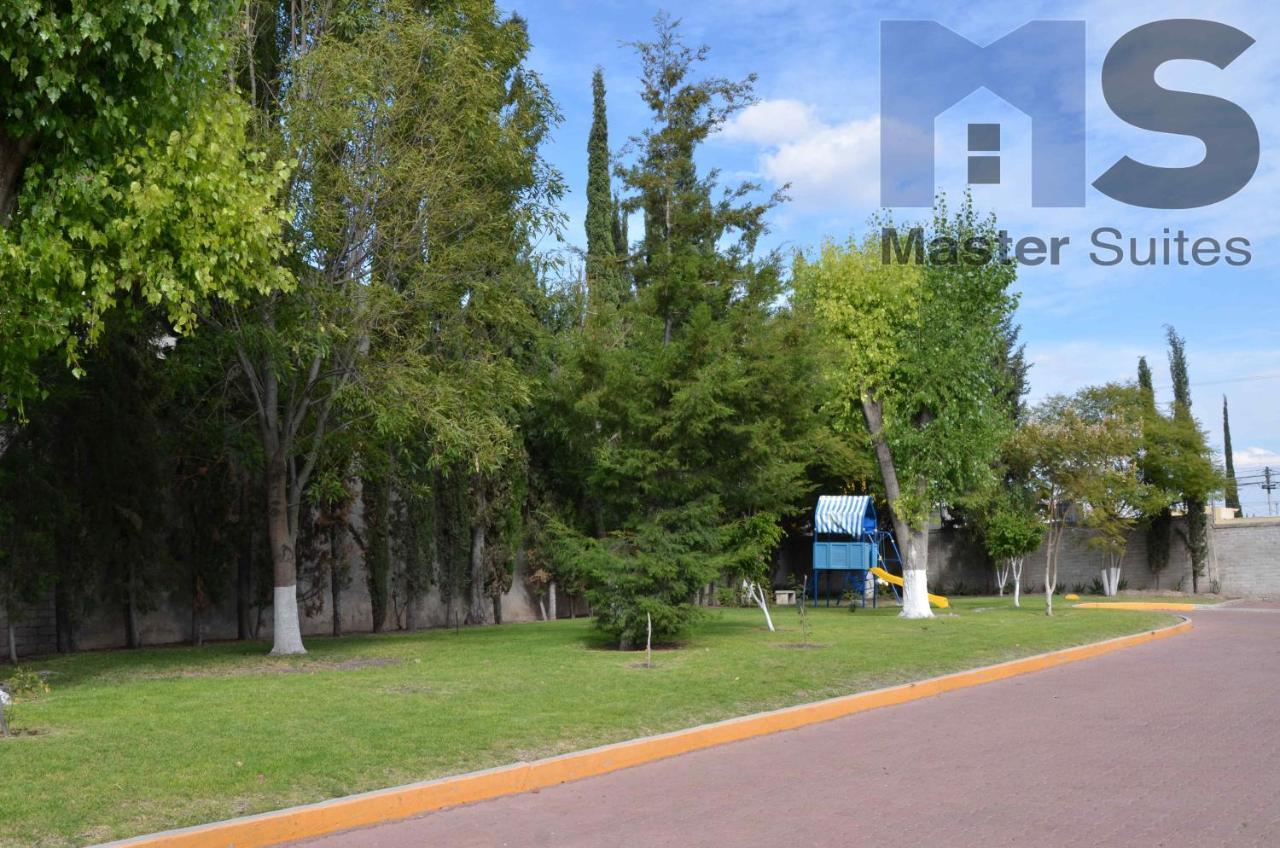 +Ms +Fascinante Suite +Alberca Y Jardines + Bernardo Quintana 18B Mendiola エクステリア 写真