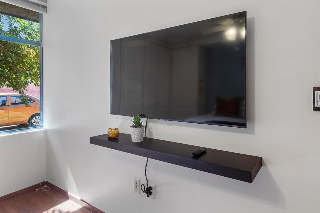 +Ms +Fascinante Suite +Alberca Y Jardines + Bernardo Quintana 18B Mendiola エクステリア 写真